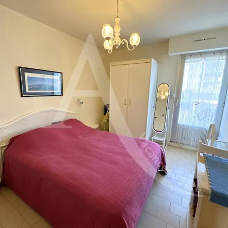 T2 1ere Ligne Mer, Pkg, Wi-fi, Direct Plages Apartment Sete